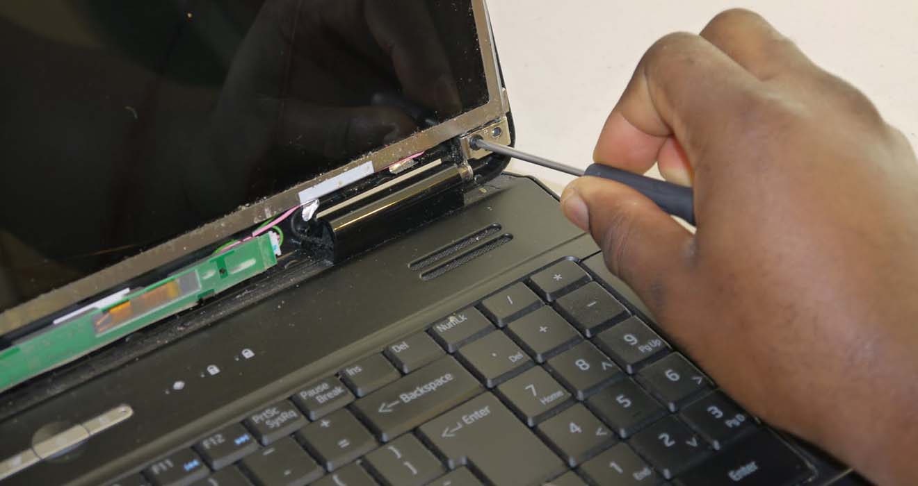 ремонт ноутбуков Emachines в Селятино