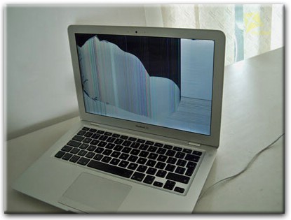 Замена матрицы Apple MacBook в Селятино